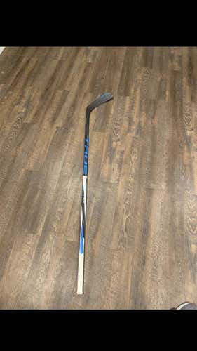 Senior XC7 ACF Hockey Stick Mid