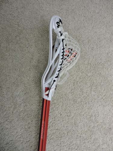 Kinetik with High Pocket on red Apollo