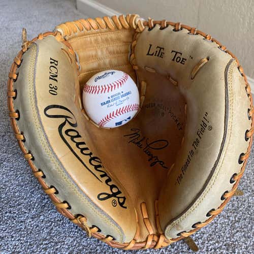 Mike Piazza Fastback Baseball Glove 31.5"