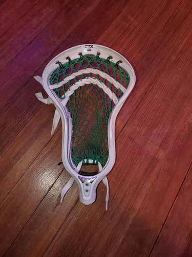 Attack & Midfield STX Strung Surgeon 700 Head