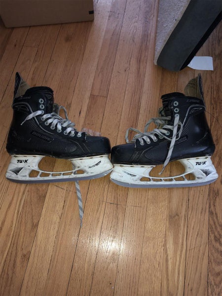 Senior Supreme One100 Hockey Skates Size 10