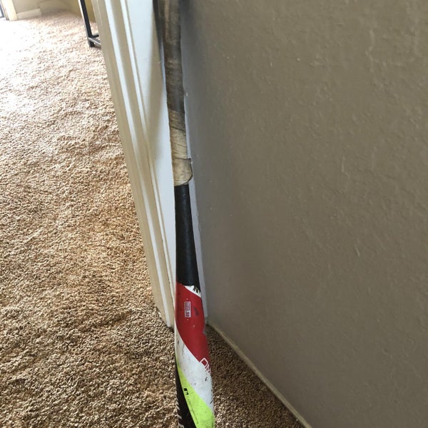 High School/College 2017 Omaha 517 Bat (-3) 30 oz 33"