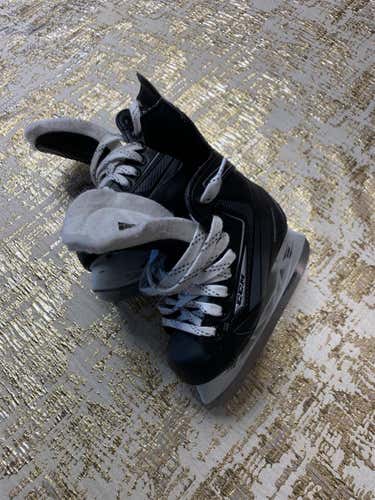 Youth RibCor 40K Hockey Skates D&R (Regular) Size 11