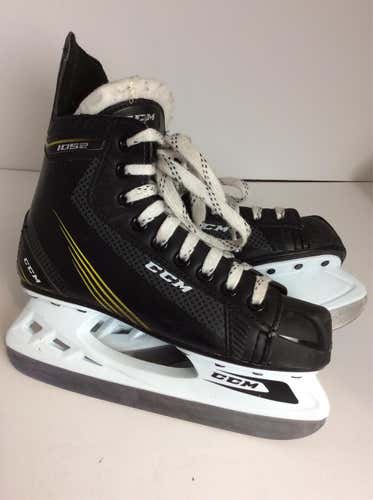 Youth Tacks 1052 Hockey Skates  Size 3