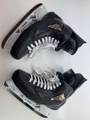 True Custom Skates - Size 9.5 Wide, STEP BLACKSTEEL, Bauer SpeedPlates, Excellent Condition.