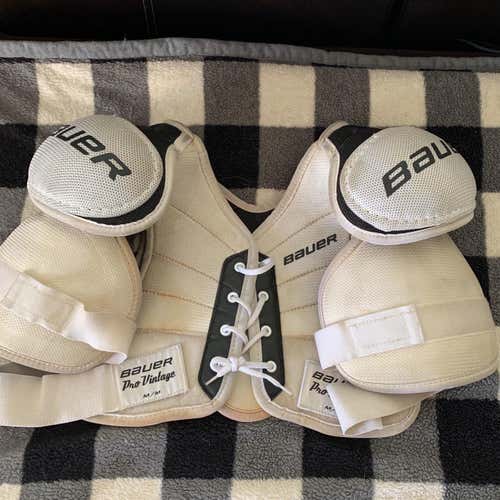 Senior Medium Pro Vintage Shoulder Pads