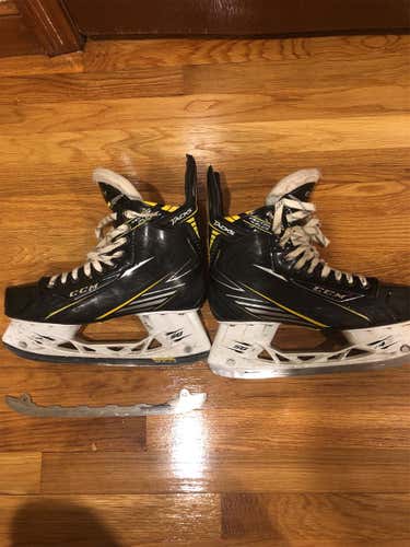 Senior Tacks Vector Plus Hockey Skates D&R (Regular)  Size 9
