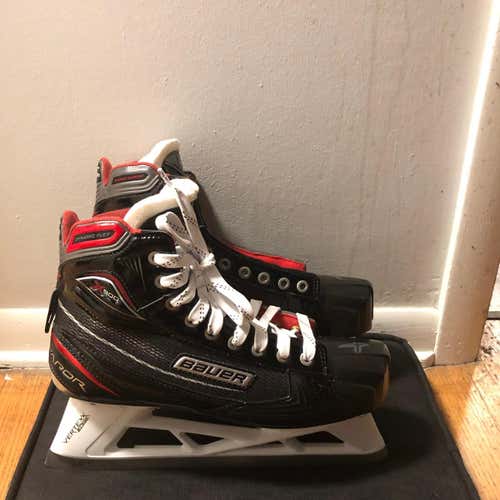 New Senior Bauer Vapor x900 Goalie Skates D&R (Regular) Size 9.5