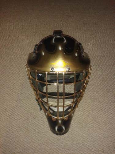 OLIE Senior 8000 Goalie Mask Blue with Gold Flames