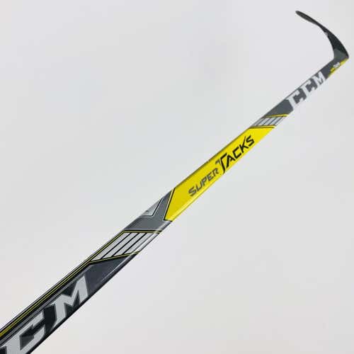 Like New | Right Handed CCM Super Tacks | P90 Curve | 85 Flex | Grip | RH338