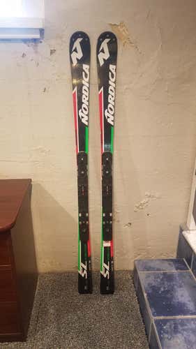 Used Once 2018 156 SL Nordica Doberman World Cup