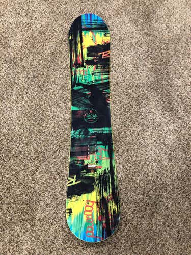Unisex Rossignol Snowboard With Bindings All Mountain Medium Flex True Twin