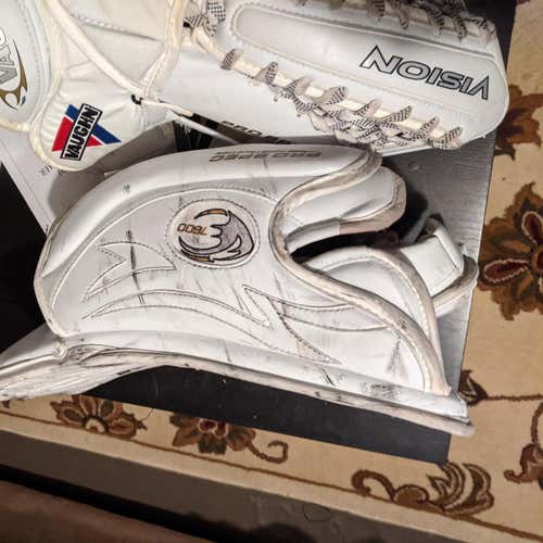 White Senior Vaughn Regular Velocity V4