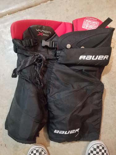 Black Junior Medium Bauer Vapor X900 Hockey Pants