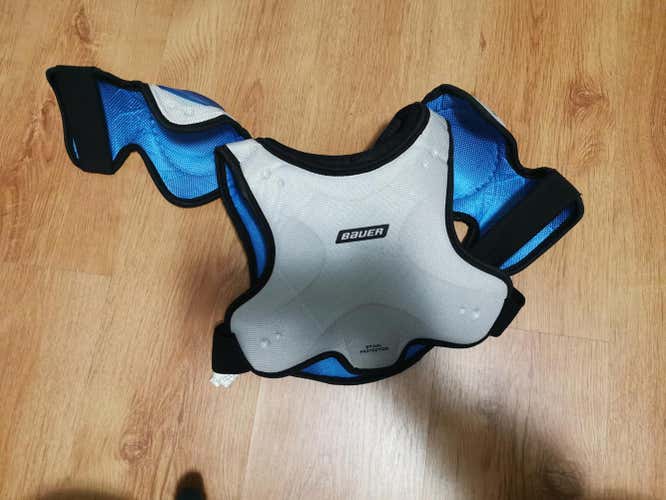 Youth Large Bauer Protekton Shoulder Pads