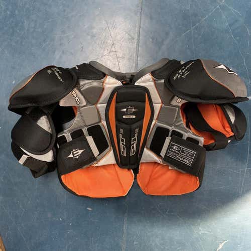 Senior Small Easton ST16 Shoulder Pads