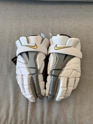 White New Vapor Elite Lacrosse Gloves 12"