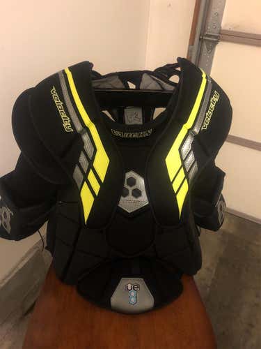 Senior Large VE8 Goalie Chest Protector