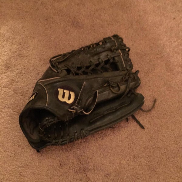 Black High School/College A2000 Baseball Glove 12.5"