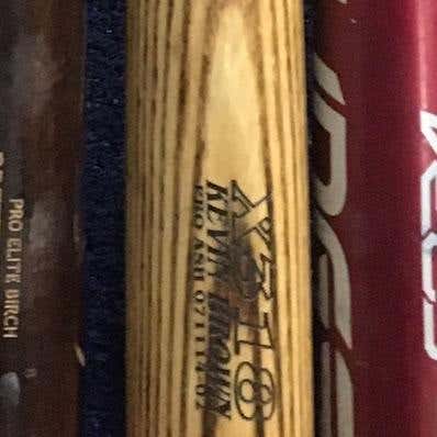 Zinger X318 33” 30oz