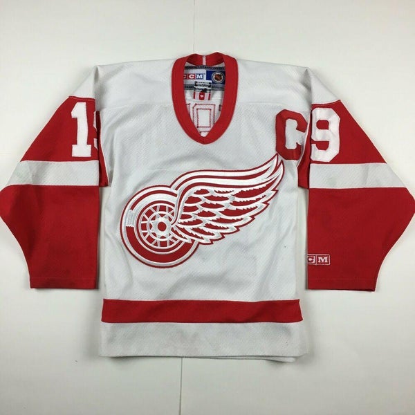 VTG Steve Yzerman Detroit Red Wings Hockey Jersey CCM NHL Stitched White Youth S