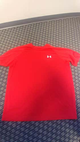 Like New Men's Large Under Armour Shirt