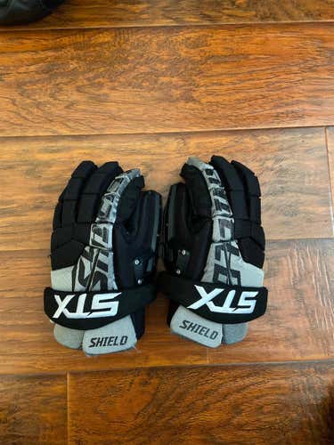 Black   STX Goalie Gloves 13"