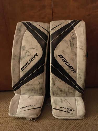 White Junior 30" Bauer Vapor X700 Goalie Leg Pads