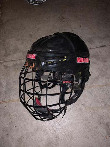 Black  Medium Re-Akt Helmet