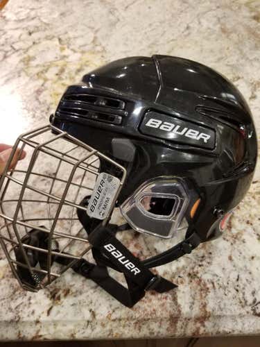 Black Medium Bauer Re-Akt 75 Helmet