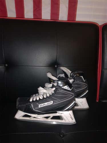 Senior Supreme S170 Hockey Goalie Skates  Size 8