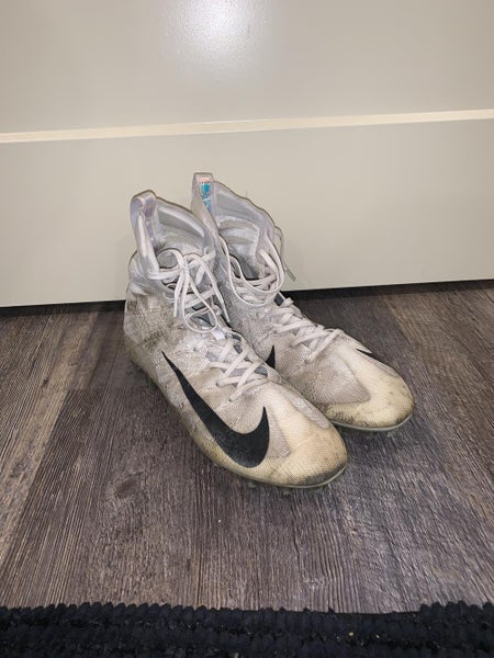 White Adult 11 (Women's 12) Nike High Top