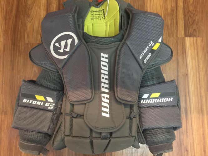 Senior Medium Warrior Ritual G2  Chest and Arm Protector Goalie Chest Protector