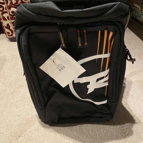 Brand New Rossignol Pro Seat Ski Bag