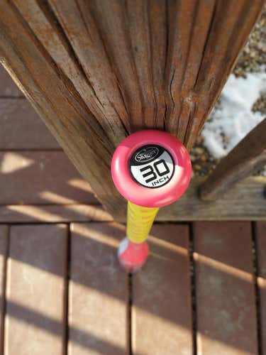 *On Sale* Pink New 2018 Louisville Slugger Alloy Diva Bat (-11) 18 oz 30"
