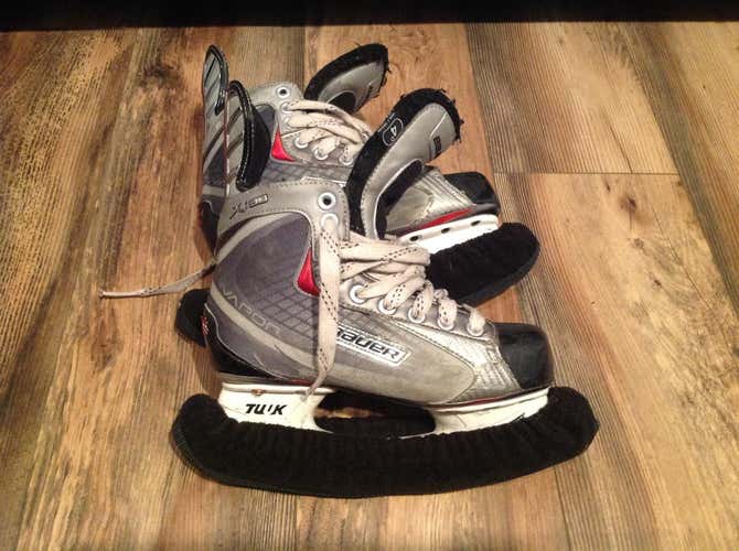 Bauer Vapor X30 Hockey Skates Junior Size 4d
