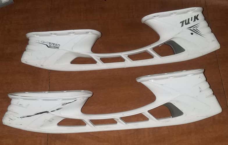 Used Bauer Lightspeed Edge holders size 272