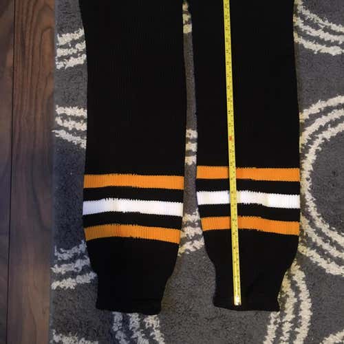 Black Senior Medium  Socks