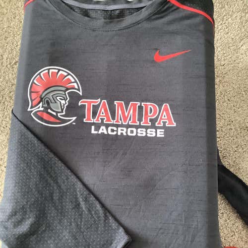 Silver Adult Men's Extra Large Nike Shirt and SS shirt bundle (3 total)