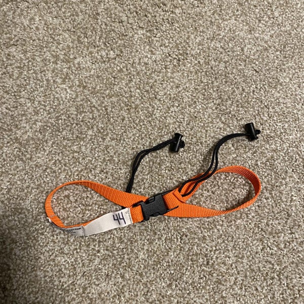 Big Hockey Laundry Loop With 2 Sock Holders