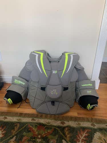Senior Extra Large Velocity V7 XF Pro Carbon Chest and Arm Protector Goalie Chest Protector