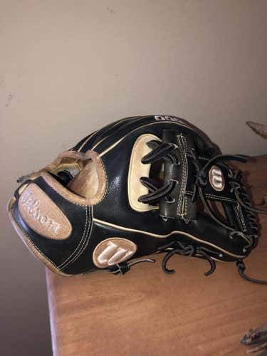 Wilson A2000 1786