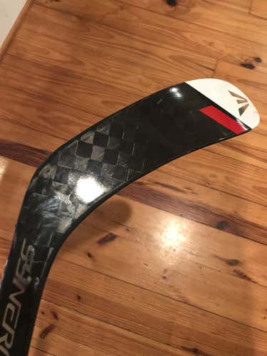 Senior Easton Left Handed Synergy 850 Hockey Stick Mid