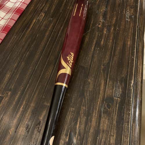 High School/College  Wood Bat 31 oz 33"