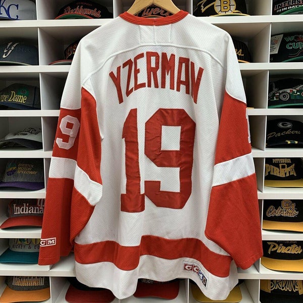 Vintage 90s Steve Yzerman Detroit Red Wings Jersey Mens XXL NHL Hockey White