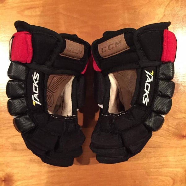 Black and Red Senior CCM Tacks 4 Roll Pro Gloves 13"