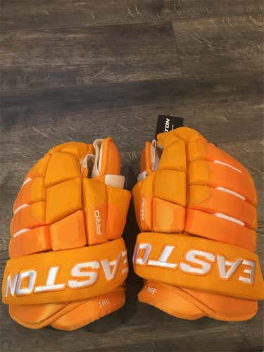 Brand New Pro Stock NHL Easton Gloves 14" Sport Gold Rare