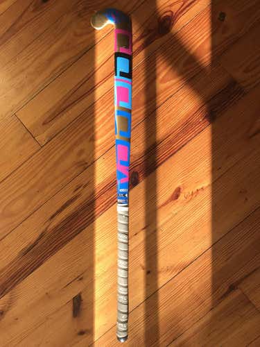 VOODOO Unlimited Indoor Field Hockey Stick