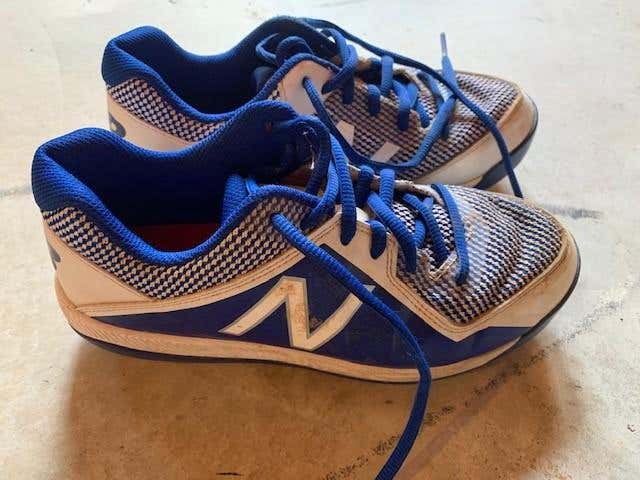 Blue Youth Kid's 4.5 Molded Cleats New Balance Low Cut