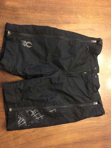 Kid's Large Spyder Shorts